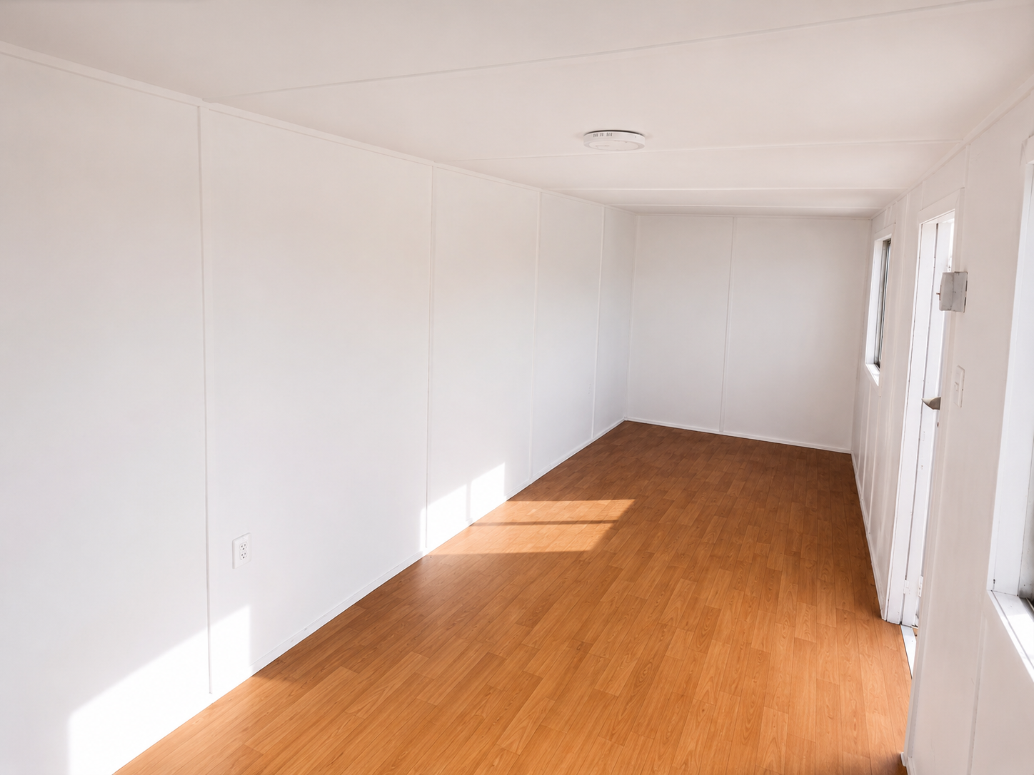 Contenedor Vestidor 20 pies FAMIN